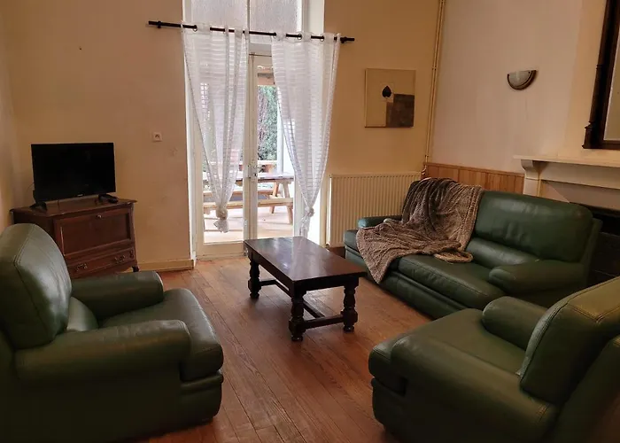 Domaine De Poulharies -blanquette Carcassonne